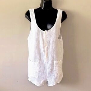 Xhilaration White Sleeveless Button- Front Romper small